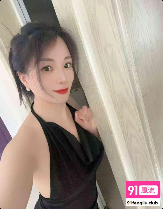 性感小蛮腰